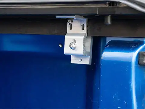 Manual Hard Aluminum Retractable Tonneau Cover for Volkswagen